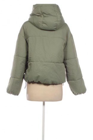 Дамско яке Bershka, Размер S, Цвят Зелен, Цена 58,00 лв.