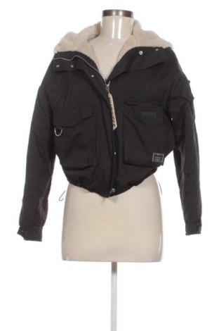 Damenjacke Bershka, Größe XS, Farbe Schwarz, Preis € 29,74