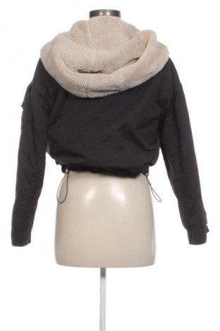 Damenjacke Bershka, Größe XS, Farbe Schwarz, Preis € 29,74