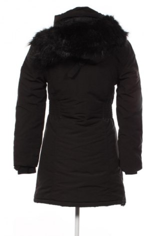 Damenjacke Canadian Peak, Größe M, Farbe Schwarz, Preis € 179,99