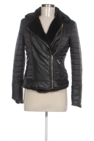 Дамско яке Guess, Размер S, Цвят Черен, Цена 116,15 лв.
