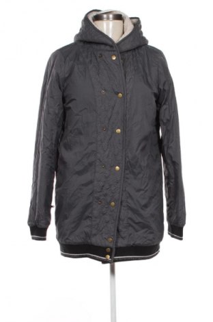 Дамско яке Pepe Jeans, Размер S, Цвят Сив, Цена 115,35 лв.