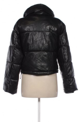 Damenjacke Stradivarius, Größe S, Farbe Schwarz, Preis 29,67 €