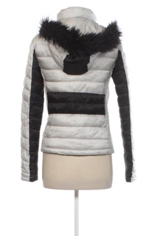 Dámská bunda  Superdry, Velikost M, Barva Černá, Cena  1 159,00 Kč