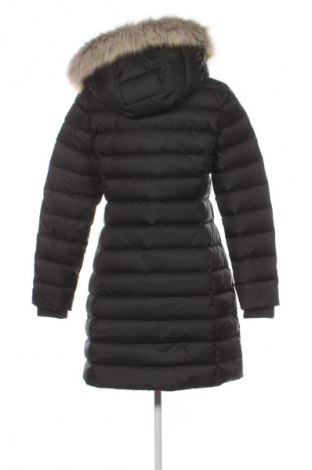 Дамско яке Tommy Jeans, Размер M, Цвят Черен, Цена 359,00 лв.