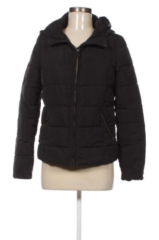 Дамско яке Vero Moda, Размер XS, Цвят Черен, Цена 33,99 лв.