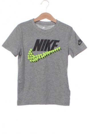 Dětské tričko  Nike, Velikost 4-5y/ 110-116 cm, Barva Vícebarevné, Cena  314,00 Kč