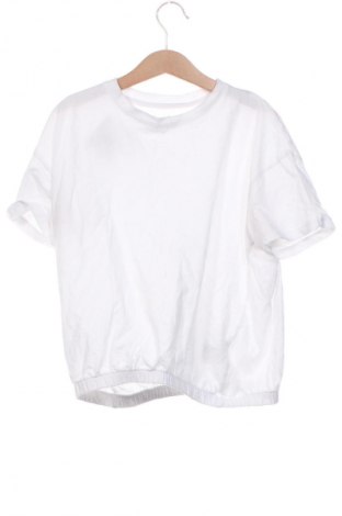 Детска тениска Oviesse, Размер 12-13y/ 158-164 см, Цвят Бял, Цена 11,40 лв.