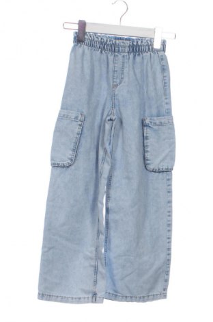 Kinderjeans H&M, Größe 6-7y/ 122-128 cm, Farbe Blau, Preis € 16,37
