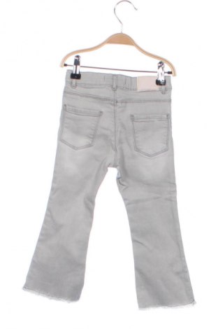 Gyerek farmernadrág Zara, Méret 3-4y / 104-110 cm, Szín Szürke, Ár 3 600 Ft