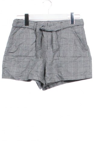 Dětské krátké kalhoty  C&A, Velikost 15-18y/ 170-176 cm, Barva Vícebarevné, Cena  159,00 Kč