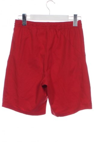 Dětské krátké kalhoty  Nike, Velikost 14-15y/ 168-170 cm, Barva Červená, Cena  342,00 Kč