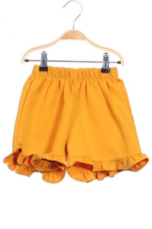 Детски къс панталон Unbranded, Размер 3-4y/ 104-110 см, Цвят Жълт, Цена 14,00 лв.