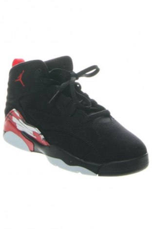 Детски обувки Air Jordan Nike, Размер 34, Цвят Черен, Цена 142,99 лв.
