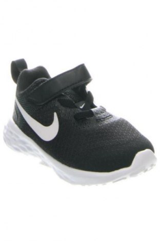 Obuwie dziecięce Nike, Rozmiar 22, Kolor Czarny, Cena 213,79 zł