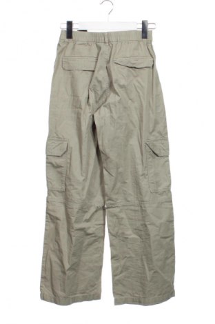 Детски панталон H&M, Размер 11-12y/ 152-158 см, Цвят Зелен, Цена 21,51 лв.