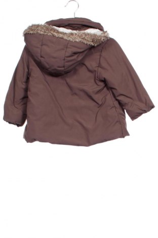 Детско яке Unbranded, Размер 3-4y/ 104-110 см, Цвят Кафяв, Цена 43,00 лв.