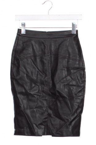 Kožená sukně  Amisu, Velikost XS, Barva Černá, Cena  149,00 Kč