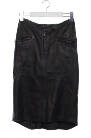 Kožená sukně  Unbranded, Velikost XS, Barva Černá, Cena  1 395,00 Kč