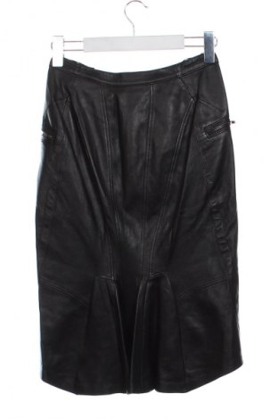 Kožená sukně  Unbranded, Velikost XS, Barva Černá, Cena  1 395,00 Kč