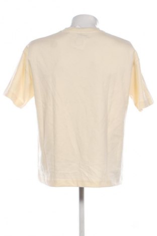 Мъжка тениска Aada Studios, Размер L, Цвят Жълт, Цена 34,99 лв.