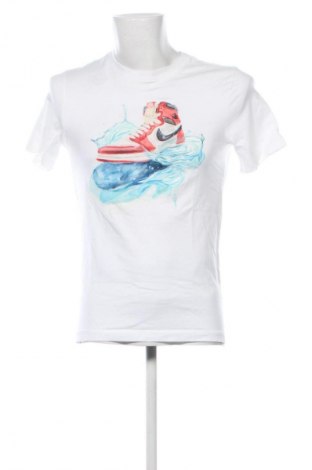 Tricou de bărbați Air Jordan Nike, Mărime S, Culoare Alb, Preț 149,97 Lei