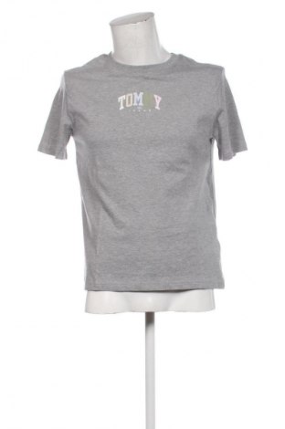Tricou de bărbați Tommy Jeans, Mărime M, Culoare Gri, Preț 237,99 Lei