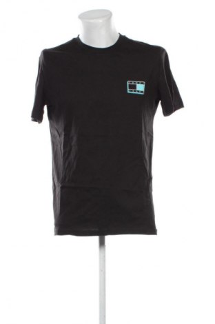 Pánske tričko  Tommy Jeans, Veľkosť L, Farba Čierna, Cena  153,95 €