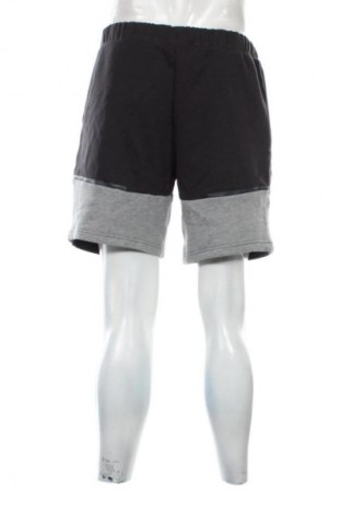Pánské kraťasy PUMA, Velikost L, Barva Černá, Cena  1 169,00 Kč