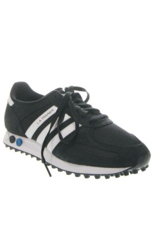 Férfi cipők
 Adidas Originals, Méret 43, Szín Fekete, Ár 51 919 Ft