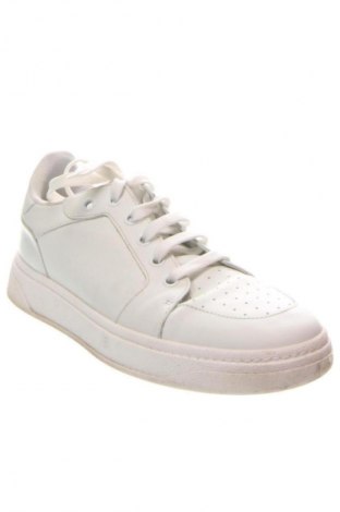 Férfi cipők
 Giuseppe Zanotti, Méret 44, Szín Fehér, Ár 130 985 Ft