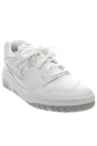 Мъжки обувки New Balance, Размер 41, Цвят Бял, Цена 204,99 лв.