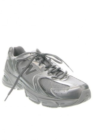 Мъжки обувки New Balance, Размер 44, Цвят Сив, Цена 204,99 лв.