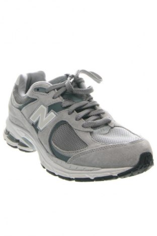 Мъжки обувки New Balance, Размер 42, Цвят Сив, Цена 204,99 лв.