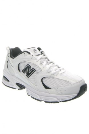 Férfi cipők
 New Balance, Méret 44, Szín Sokszínű, Ár 51 919 Ft