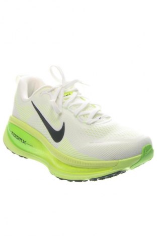 Мъжки обувки Nike, Размер 43, Цвят Многоцветен, Цена 204,99 лв.