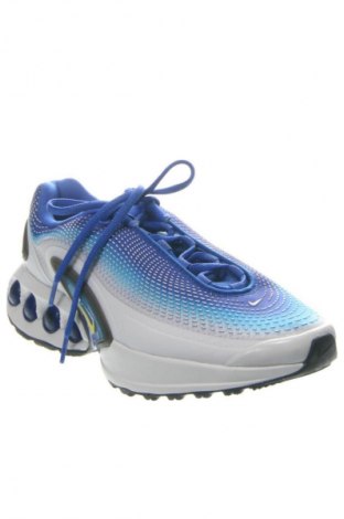 Férfi cipők
 Nike, Méret 42, Szín Sokszínű, Ár 51 919 Ft