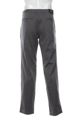Pantaloni de bărbați BOSS, Mărime L, Culoare Gri, Preț 1.120,00 Lei