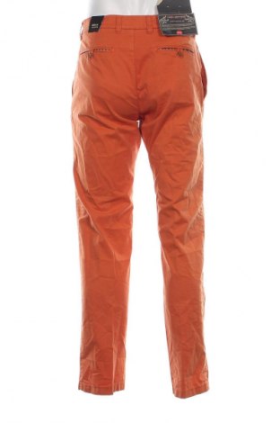 Herrenhose Brax, Größe M, Farbe Orange, Preis 34,99 €