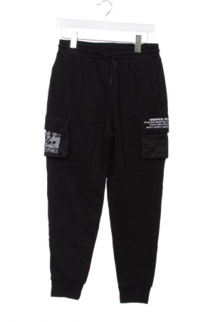 Herrenhose Cropp, Größe XS, Farbe Schwarz, Preis 13,99 €