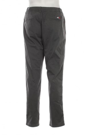 Męskie spodnie Tommy Jeans, Rozmiar M, Kolor Szary, Cena 318,99 zł