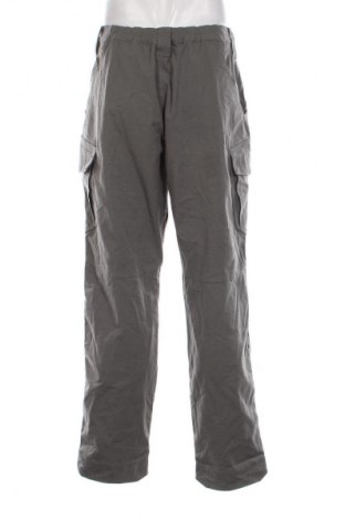 Pantaloni de bărbați True, Mărime XL, Culoare Verde, Preț 101,99 Lei