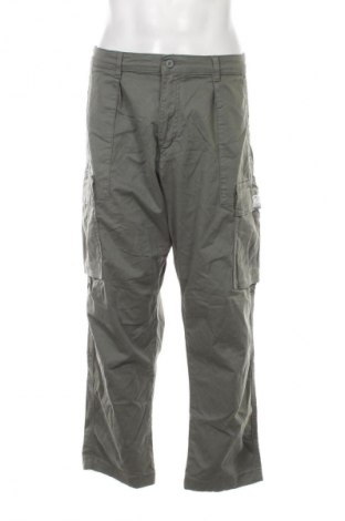 Herrenhose Zara, Größe XL, Farbe Grün, Preis 12,99 €