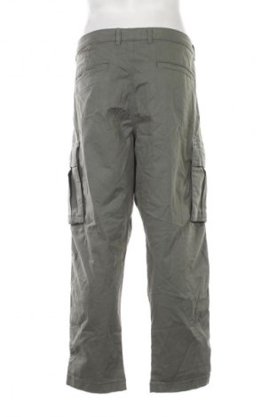 Herrenhose Zara, Größe XL, Farbe Grün, Preis 12,99 €
