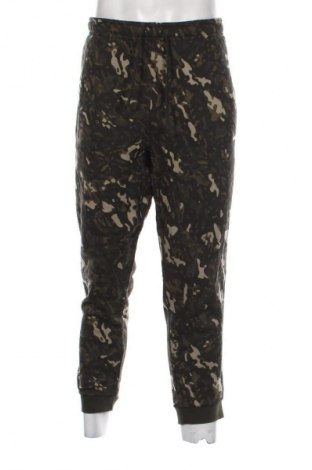 Pánske tepláky Nike, Veľkosť XL, Farba Viacfarebná, Cena  29,95 €