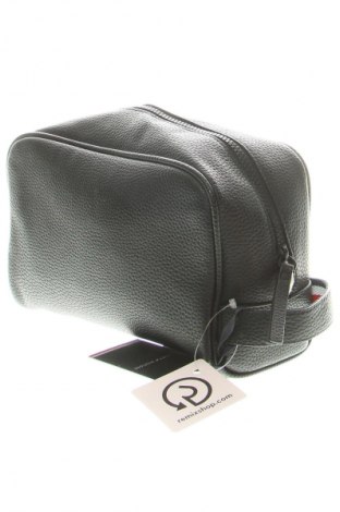 Несесер Tommy Hilfiger, Цвят Черен, Цена 42,43 €