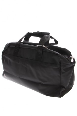 Пътна чанта Tommy Hilfiger, Цвят Черен, Цена 93,56 €