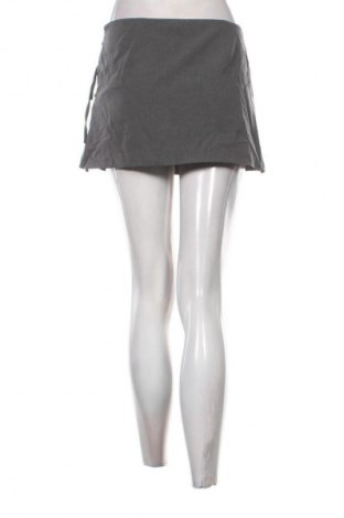 Sukňa- nohavice  Bershka, Veľkosť S, Farba Sivá, Cena  6,95 €