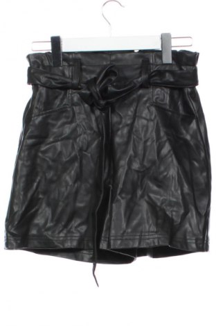 Nadrágszoknya Zero, Méret M, Szín Fekete, Ár 2 919 Ft