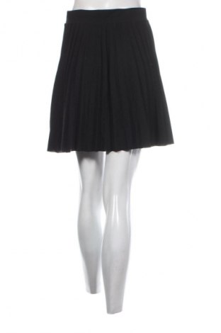 Sukně Amisu, Velikost L, Barva Černá, Cena  169,00 Kč